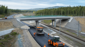 На А-370 «Уссури» открыли новый путепровод через Транссиб